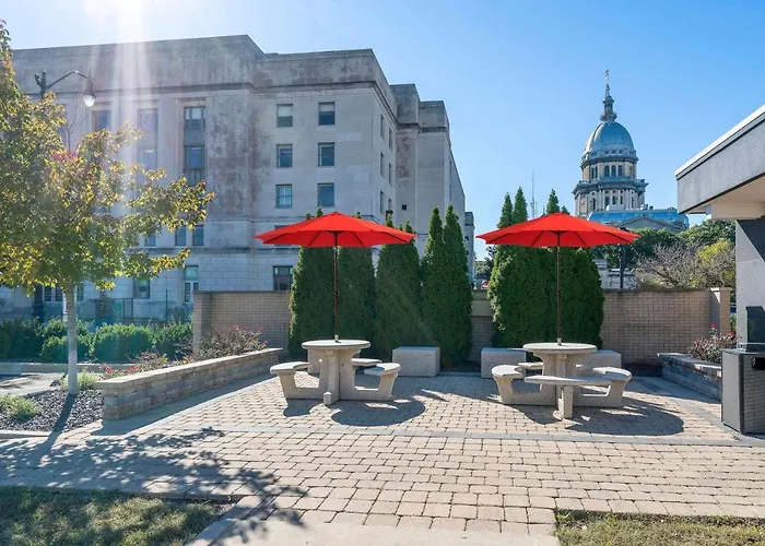 State House Inn, Trademark Collection By Wyndham 3* Springfield