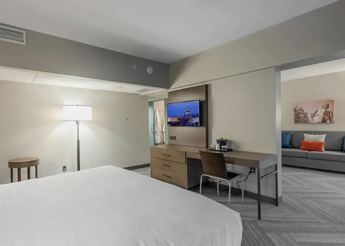 Hotel State House Inn, Trademark Collection By Wyndham