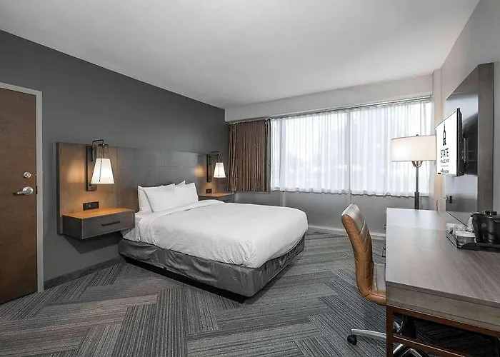 State House Inn, Trademark Collection By Wyndham Hotel 3*