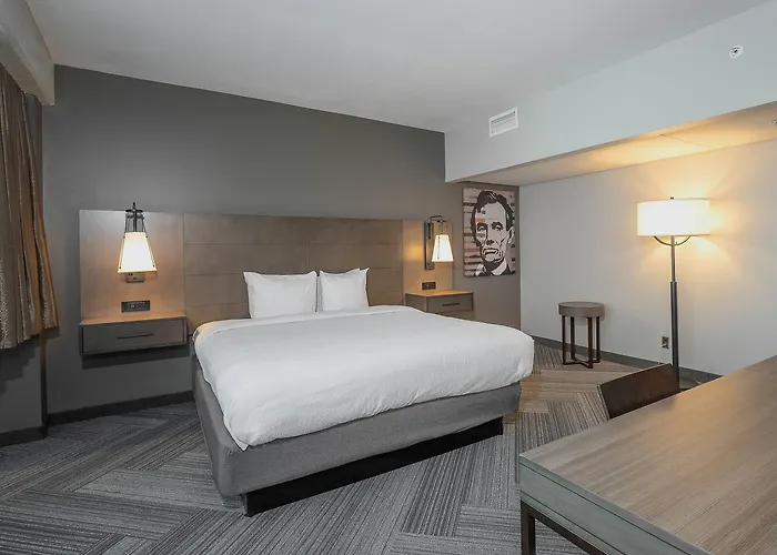 State House Inn, Trademark Collection By Wyndham Springfield