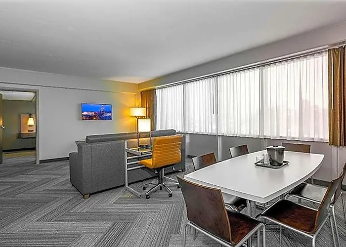 State House Inn, Trademark Collection By Wyndham Hotel Springfield